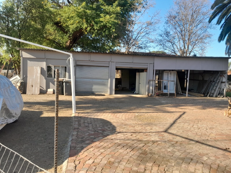3 Bedroom Property for Sale in Oos Einde North West